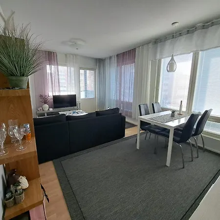 Makasiiniranta アパート ポリ