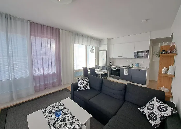 アパート Makasiiniranta